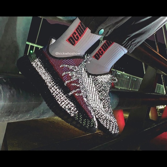 New Yeezy Boost 350 V2 Yecheil Reflective Size 13 - Picture 5 of 5